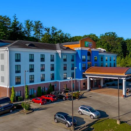 Holiday Inn Express & Suites Cross Lanes By Ihg Bagian luar foto