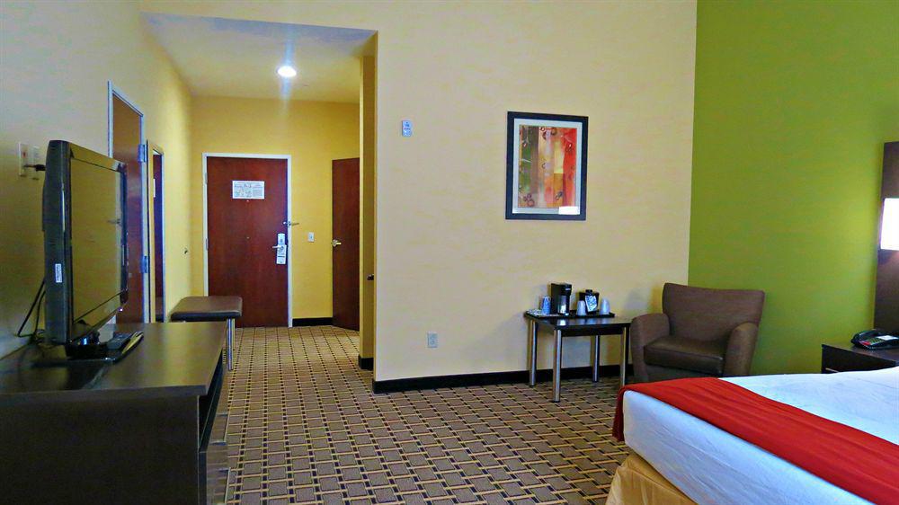 Holiday Inn Express & Suites Cross Lanes, An Ihg Hotel Bagian luar foto