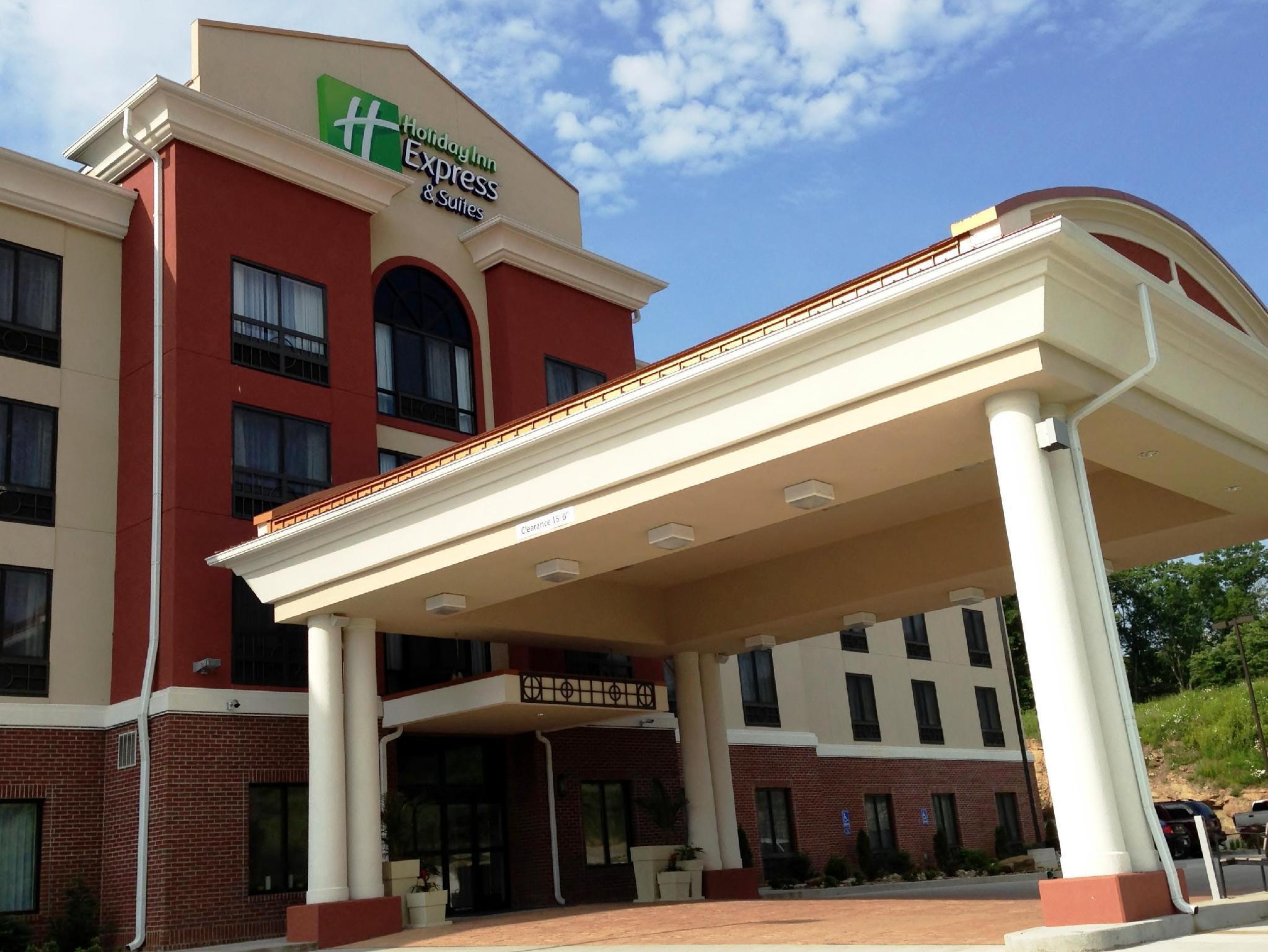 Holiday Inn Express & Suites Cross Lanes, An Ihg Hotel Bagian luar foto